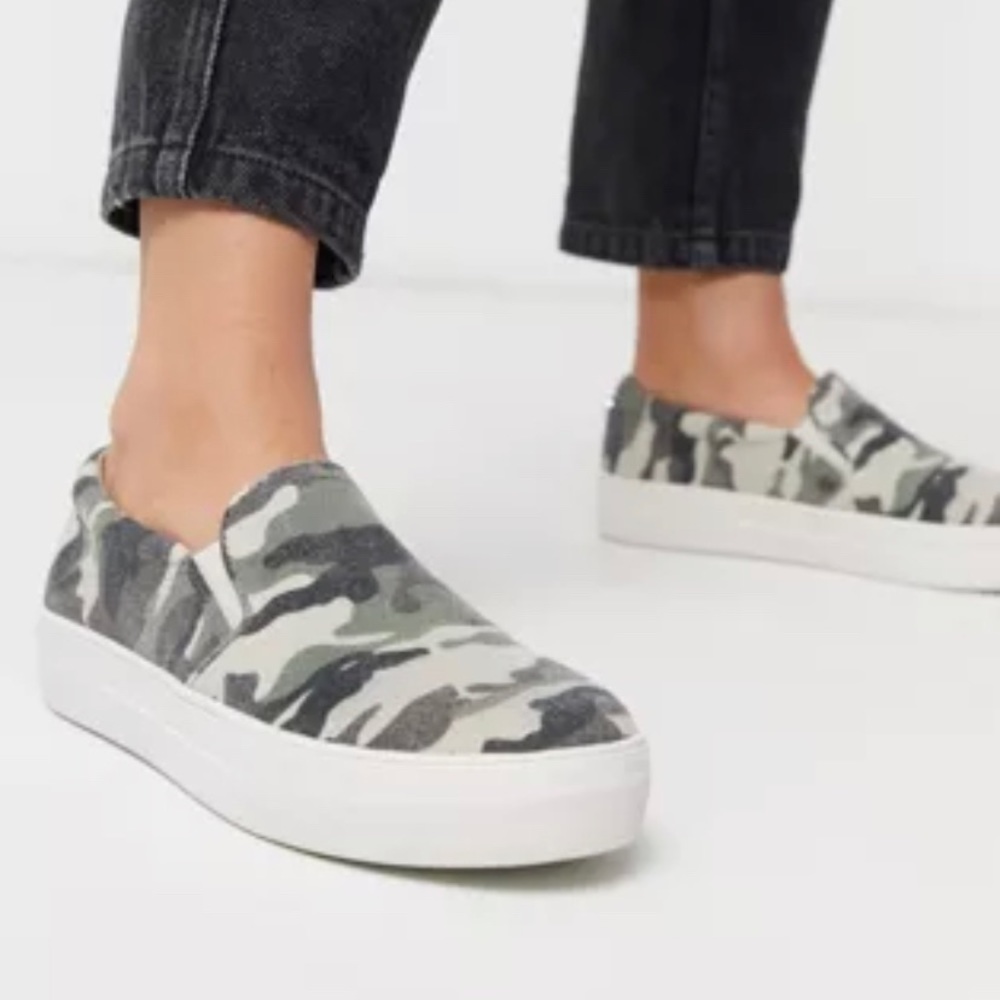 Steve Madden - Gills platform slip on sneakers 8.5